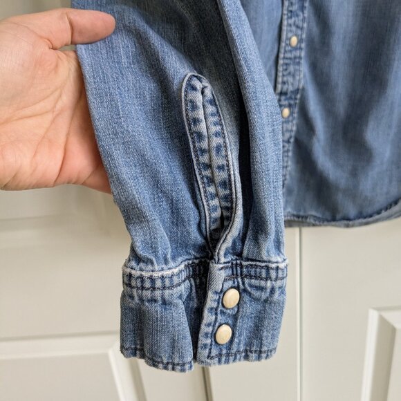 American Eagle Denim Shirt S Blue Chambray Pearl Snap Vintage Slim Fit West - Picture 8 of 10